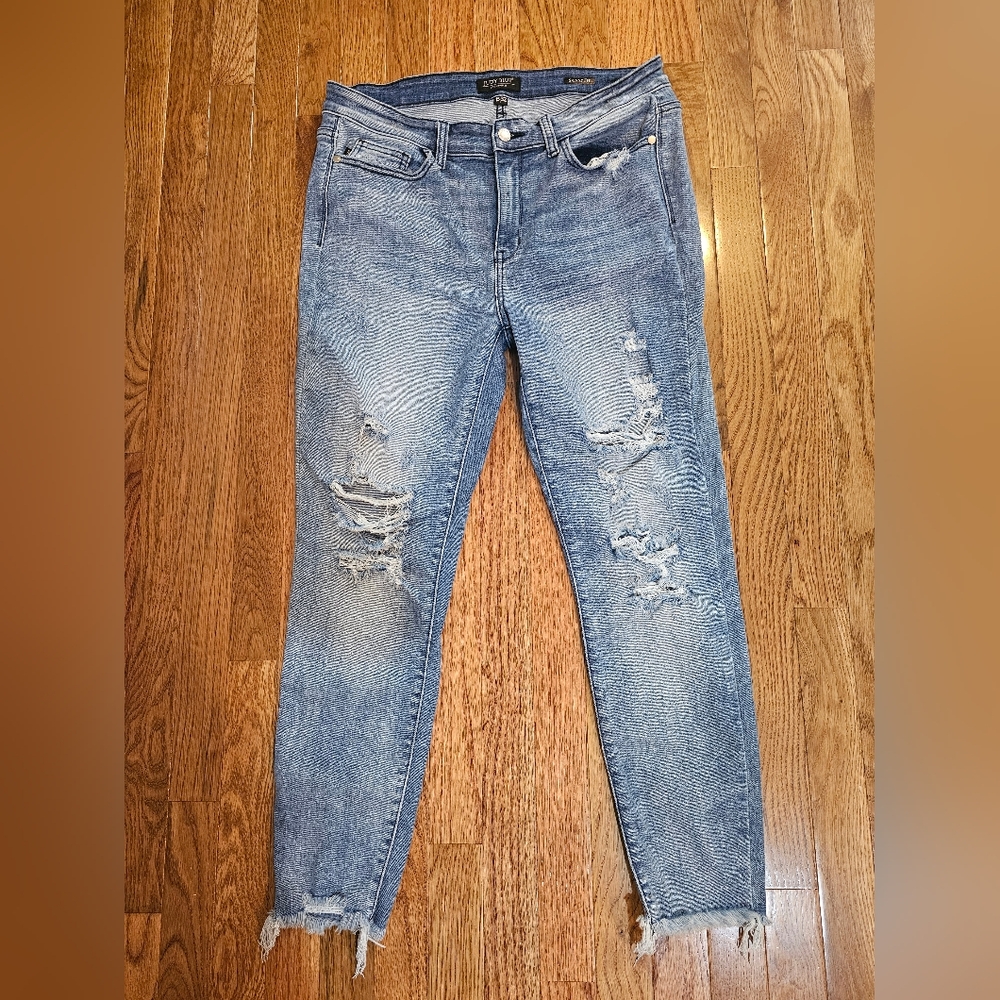 Women's Skinny Jeans in Light Blue